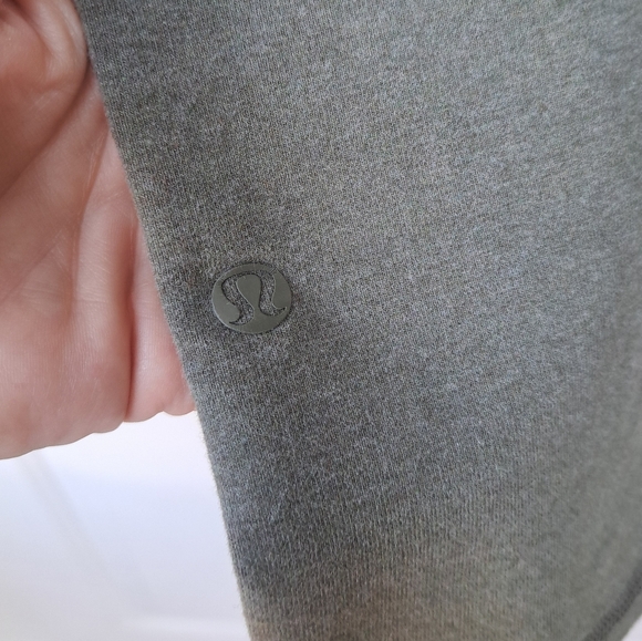 Lululemon leggings💚 - Picture 3 of 7